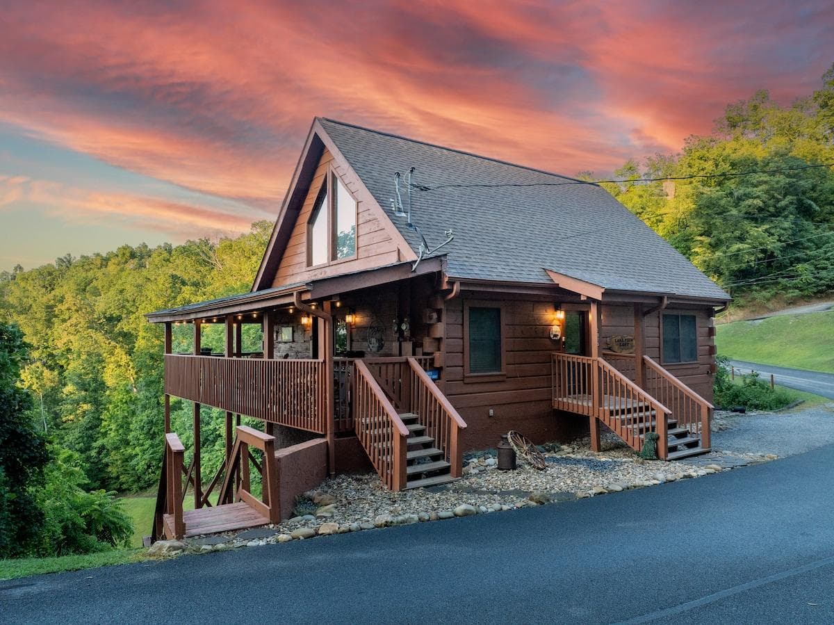 You won't beat these Awesome sunsets in the Smokies!!